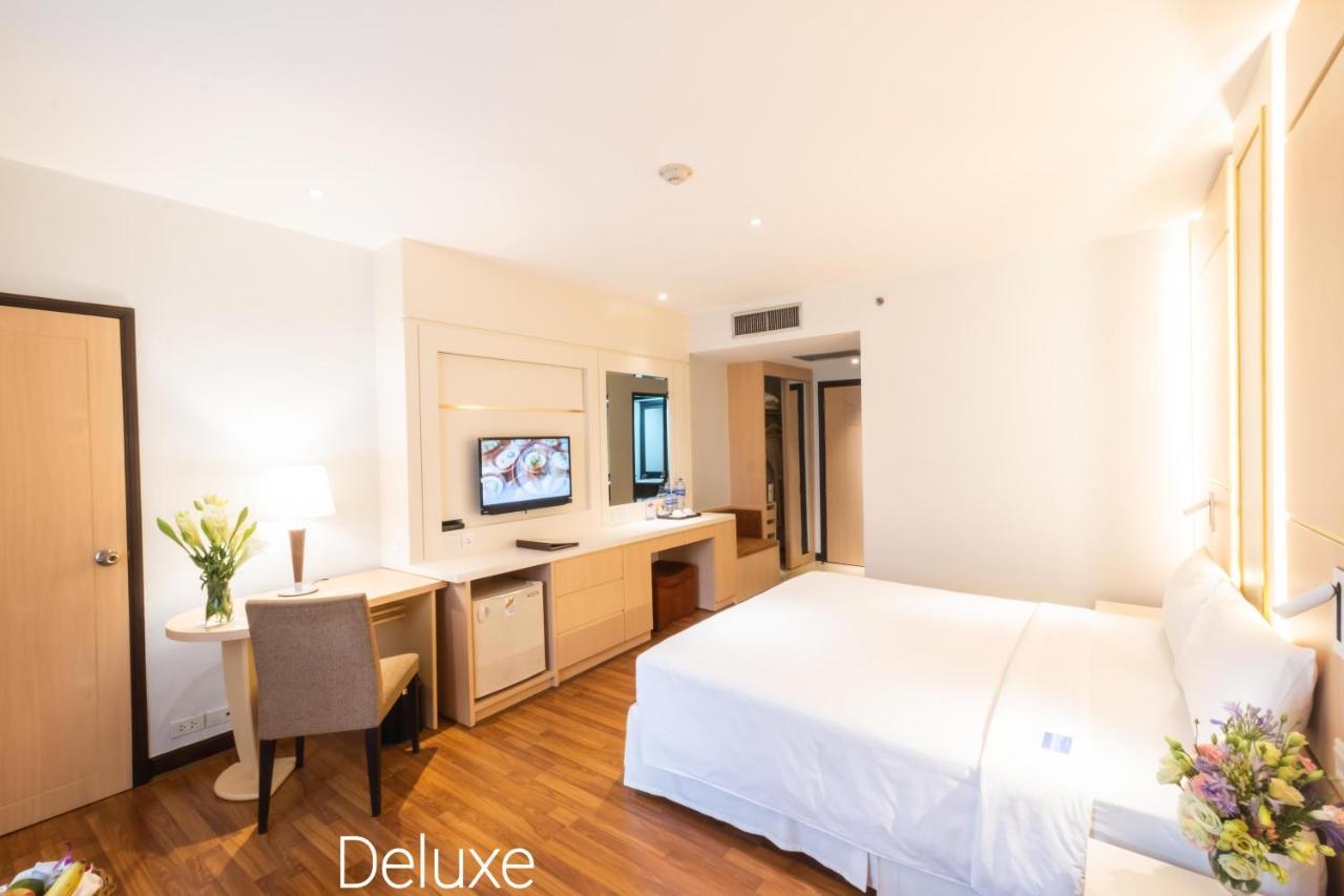 Zenith Sukhumvit Hotel Bangkok Exterior foto