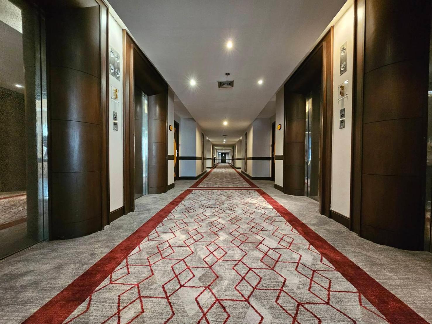 Zenith Sukhumvit Hotel Bangkok Exterior foto